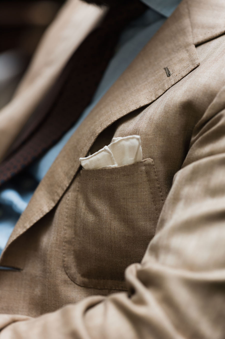 Pocket square for dummies: How to sport one, where does it