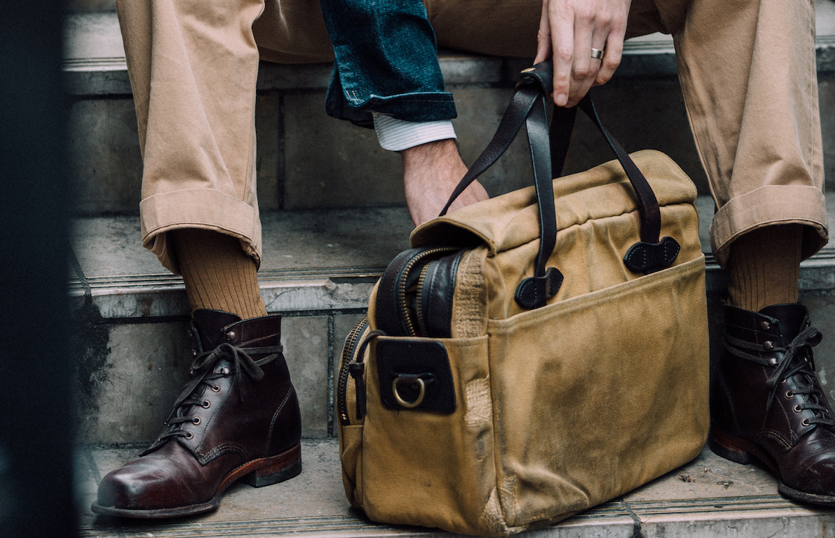Why Khaki Never Goes Out of Style: A Look into its Timeless Appeal