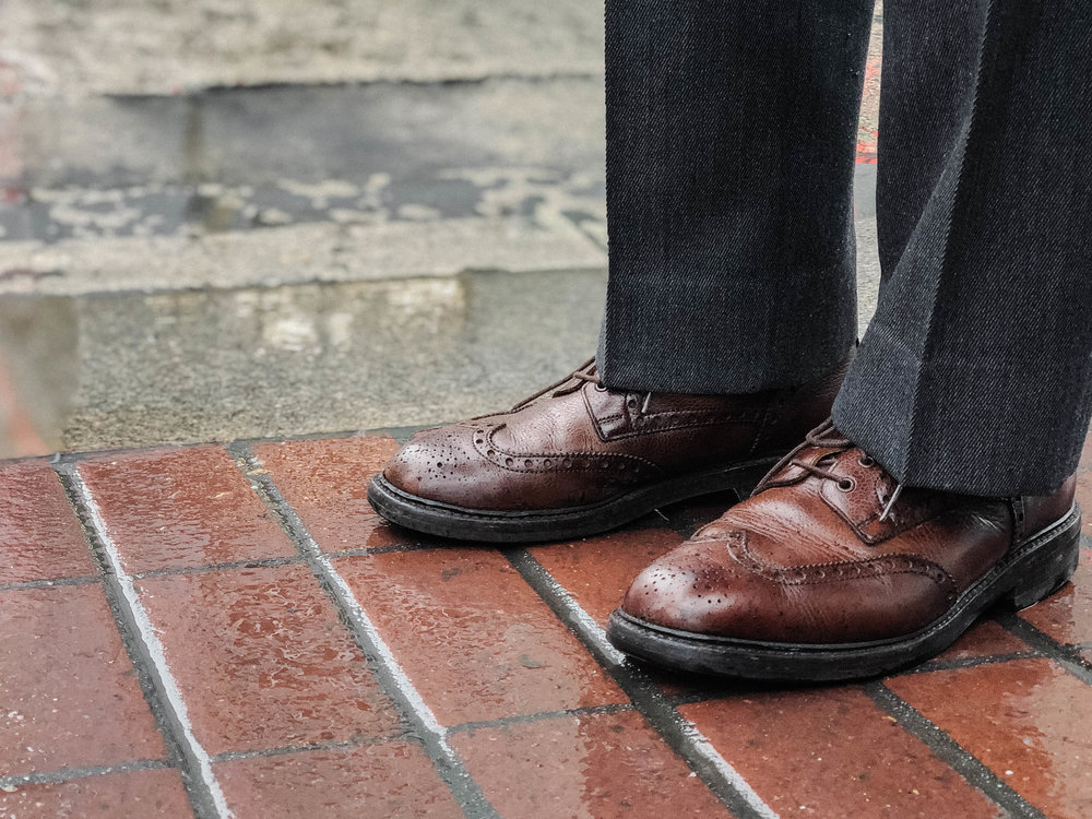 leather sole shoes rain