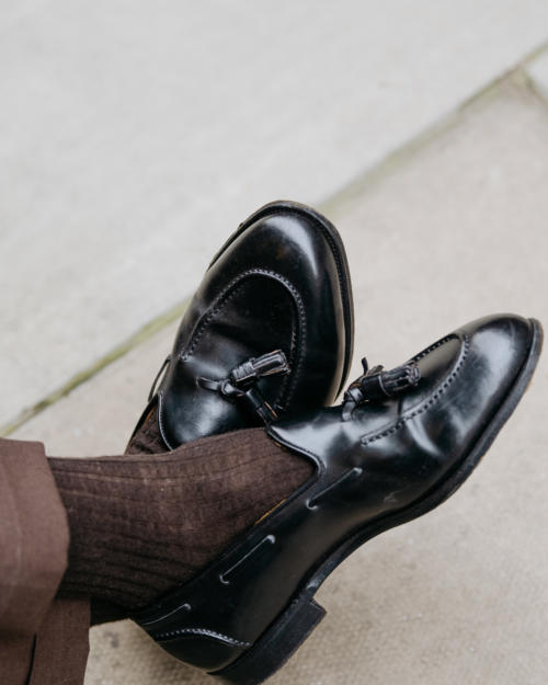 Can you wear brown shoes with a black shirt or does this break a fashion  rule? - Quora