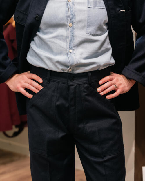 Giorgio Armani Pant Suit Subtle Faux Crocodile Print Fits 6 to 8 New